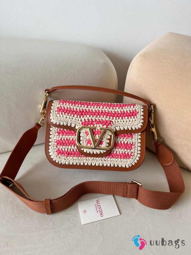 Uubags | Valentino Garavani Alltime Vlogo Bag In Pink 23.5x18x8cm - 1