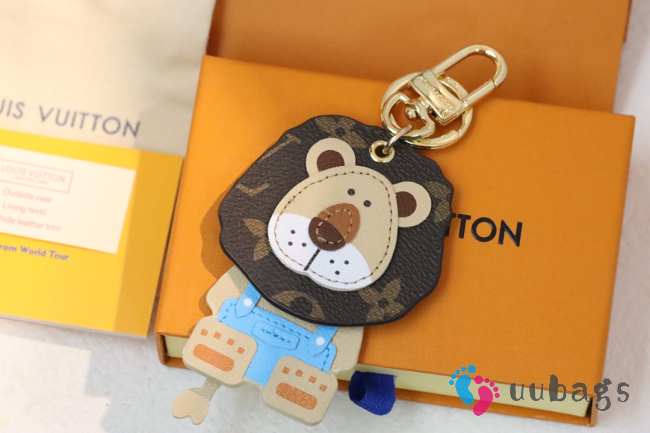 Uubags | Louis Vuitton Lion Keychain - 1