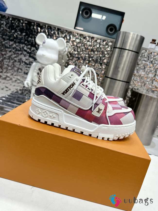 Uubags | Louis Vuitton Trainer Maxi Brown Damoflage In White/pink/purple - 1