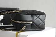 Uubags | Chanel handle 19 camera bag in black lambskin leather 18.5x14x7cm - 5