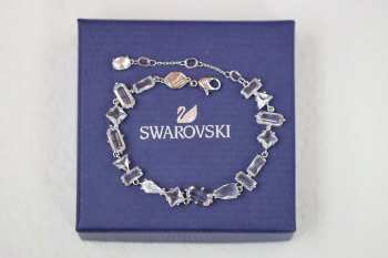 Uubags | Swarovski Mesmera bracelet Mixed cuts, Scattered design, White, Rhodium plated