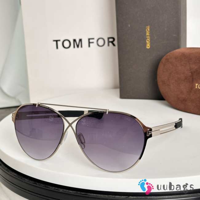 Uubags | Tom Ford Rocco FT0828 Sunglasses - 1