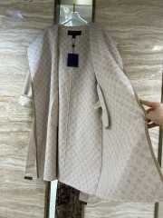 Uubags | Louis Vuitton wool long coat with monogram in beige - 4