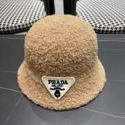 Uubags | Prada fur bucket hat in white - 1