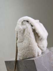 Uubags | YSL oversized Niki in white feathers and satin bag 32x23x9cm - 2