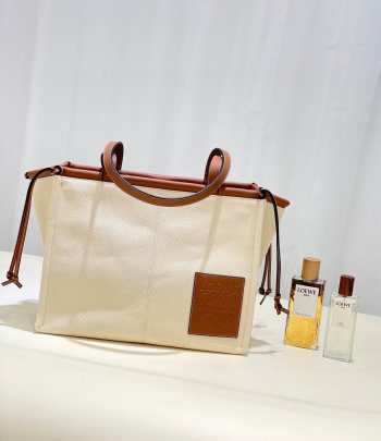 Uubags | Loewe Cushion Tote Bag 35x27x19cm