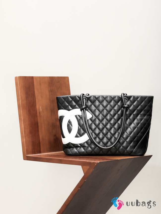 Uubags | Chanel Cambon Tote Bag 24.5x39x14.5cm - 1