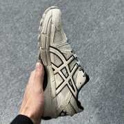 Uubags | ASICS Gel-Kahana 8 Khaki Black Gold Sneaker - 4