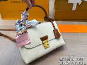 Uubags | Louis Vuitton Madeleine BB Bag 24x17x8.5cm - 4