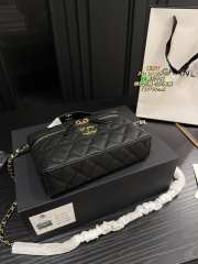 Uubags | Chanel box bag in black 19x13cm - 3