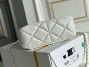 Uubags | Chanel Hobo Bag In White 13x18x7cm - 3