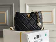 Uubags | Chanel Hobo Bag In Black 13x18x7cm - 1