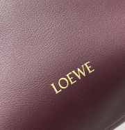 Uubags Loewe Pebble pouch bag in burgundy smooth calfskin 21.5x17x7cm - 4