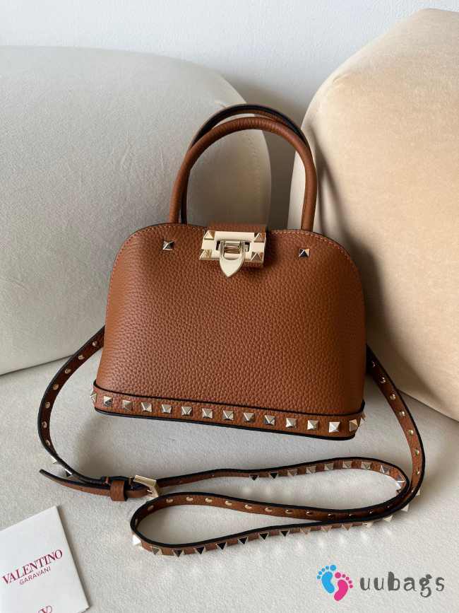 Uubags | Valentino Garavani Rockstud Small Bag In Brown Grainy Calfskin 21x15x10cm - 1