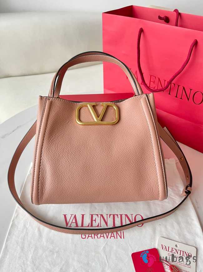 Uubags | Valentino Garavani Alltime Bag In Pink Grainy Calfskin 26x21x17cm - 1