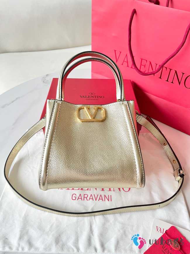 Uubags | Valentino Garavani Alltime Bag In Metallic Calfskin Gold 19x17x14cm - 1