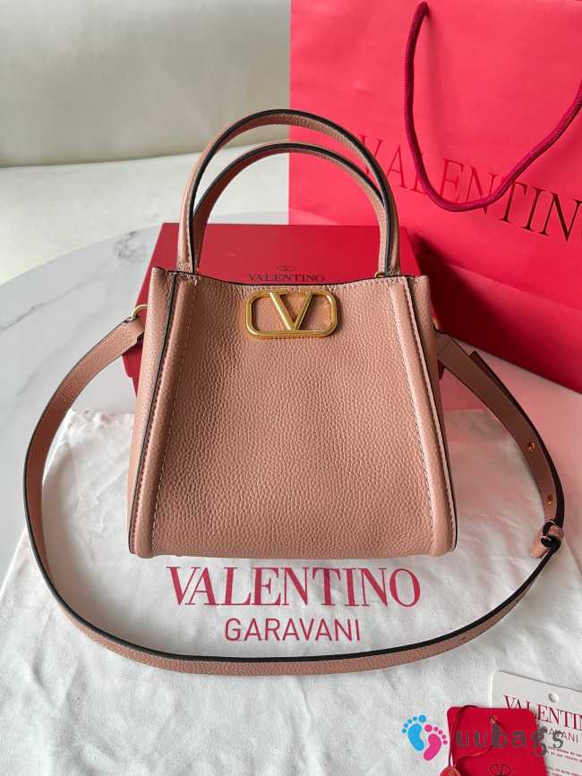 Uubags | Valentino Garavani Alltime Small Bag In Pink Grainy Calfskin 19x17x14cm - 1