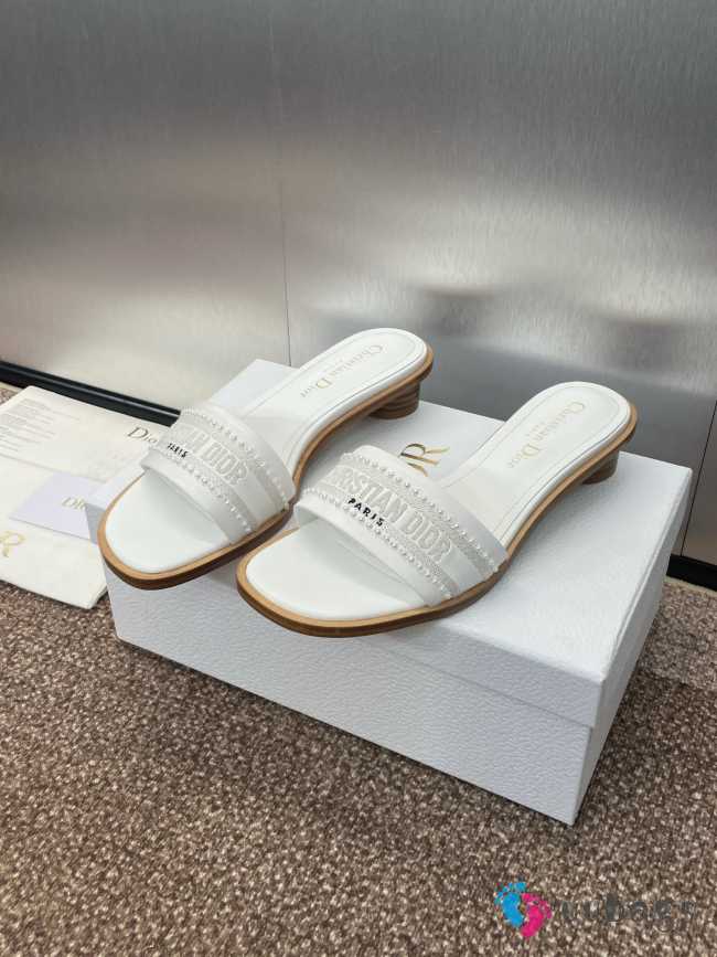 Uubags | Dior Dway Heeled Slide White Calfskin and Embroidered Cotton with White Resin Pearls - 1