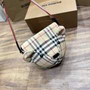 Uubags | Burberry Teddy Bear Bag 18.5x16.5x7cm - 4