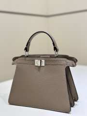 Uubags | Fendi Peekaboo ISeeU dove gray leather bag with FF interlacing 27x11x20cm - 2