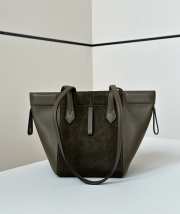 Uubags | Fendi Origami Small Leather Green Bag 18.5x15x15cm - 4