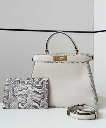 Uubags | Fendi Peekaboo ISeeU white bag 33x12x25cm