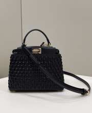 Uubags | Fendi Peekaboo shoulder bag in black 24x10.5x18.5cm - 1