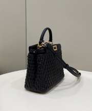 Uubags | Fendi Peekaboo shoulder bag in black 24x10.5x18.5cm - 3