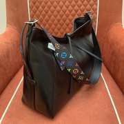 Uubags | Louis Vuitton M13105 CarryAll Vibe LV x TM Bag 39x30x15cm - 5