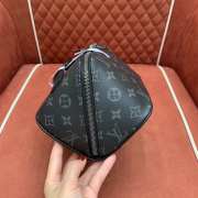 Uubags | Louis Vuitton M11508 Toiletry Material Monogram Eclipse Canvas Bag 24x13x13cm - 4