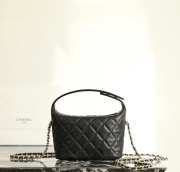 Uubags | Chanel Small Hobo Bag In Black 21.5x19x6cm - 2