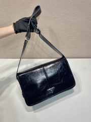 Uubags Prada 2VD073 leather shoulder bag in black 30x20x11cm - 3