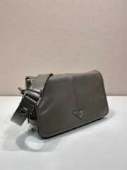 Uubags Prada 2VD073 leather shoulder bag in green 30x20x11cm - 5