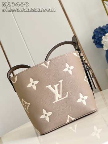 Uubags Louis Vuitton M13045 All In BB Bag Grey 16x18x12cm