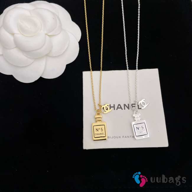 Uubags Chanel Gold No.19 Perfume Bottle Necklace  - 1