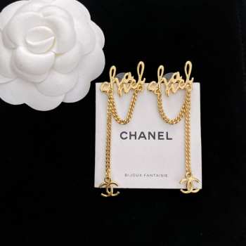 Uubags Chanel long gold earrings 