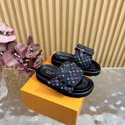 Uubags Louis Vuitton 1AGVRH Pool Pillow Flat Comfort Mule LV x TM Sandals In Black - 6