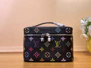 Uubags Louis Vuitton M13747 Nice Mini LV x TM Bag In Black 20x13.5x12cm - 1