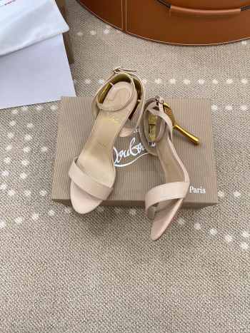 Uubags Christian Louboutin Ginko girl high heels in beige 8.5cm