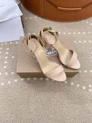 Uubags Christian Louboutin Ginko girl high heels in beige 8.5cm - 2