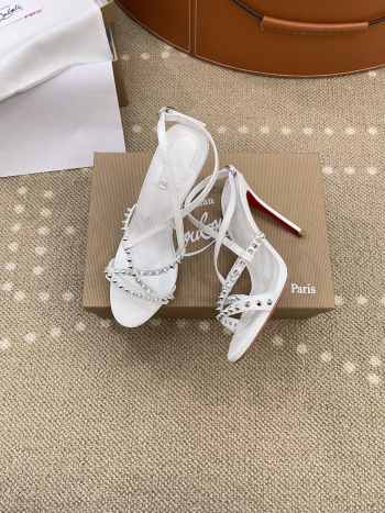 Uubags Christian Louboutin 10cm Tatooshka Spikes Pumps In White