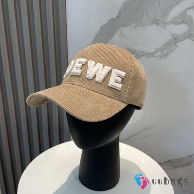 Uubags Loewe brown hat - 1