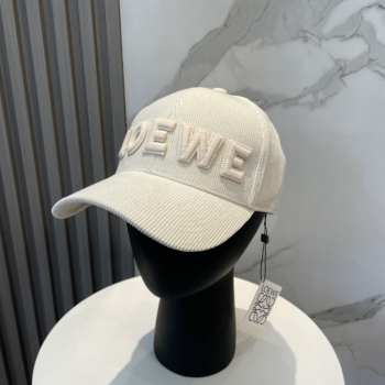 Uubags Loewe white hat