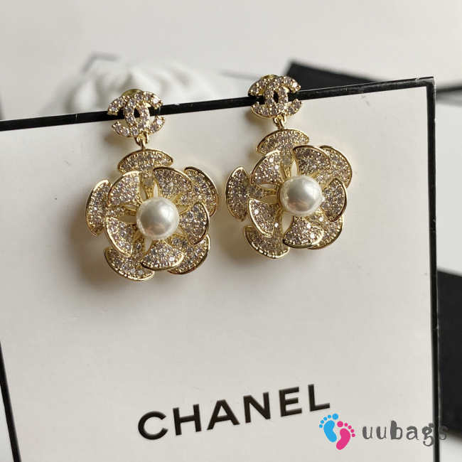 Uubags Chanel Camellia Pearl Earrings - 1