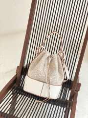 Uubags Loewe Balloon Anagram calfskin leather bag beige and white 21.5x31x16cm - 6