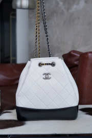 Uubags Chanel Grabrielle Small Backpack White Calfskin Leather 23x22.5x10cm - 3