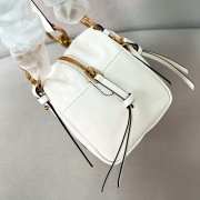 Uubags Prada Dangle leather top-handle mini-bag in white 14x14.5x13.5cm - 2