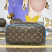 Uubags Louis Vuitton M12638 Dopp Kit In Gaston Blue 28x15x16.5cm - 2