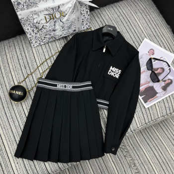 Uubags Set Miu Miu croptop shirt + short skirt