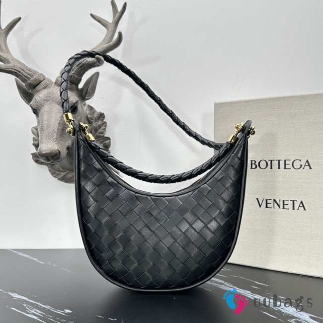 Bottega Veneta Gemelli Bag In Black 24x15x6cm - 1